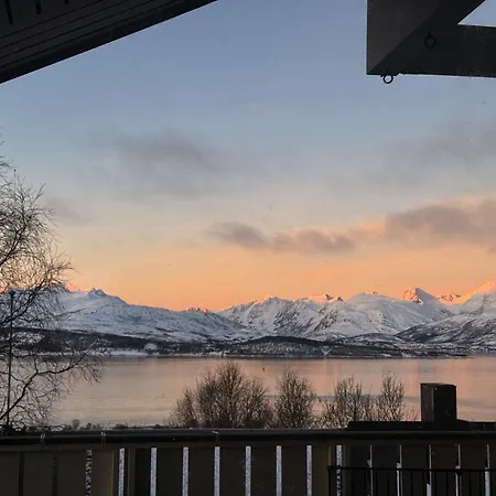 Exclusive Northernlight At Sortromsoya Semesterbostad *