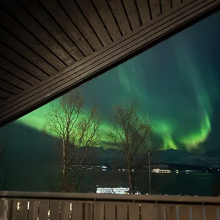 Semesterbostad Exclusive Northernlight At Sortromsoya *