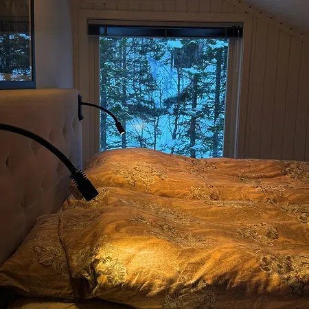Exclusive Northernlight At Sortromsoya Semesterbostad *